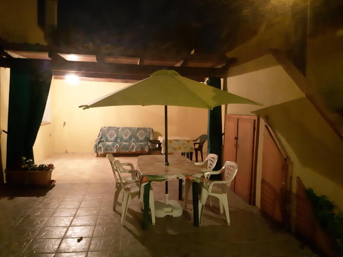 Affittacamere Da Antonella Posada  Exterior photo